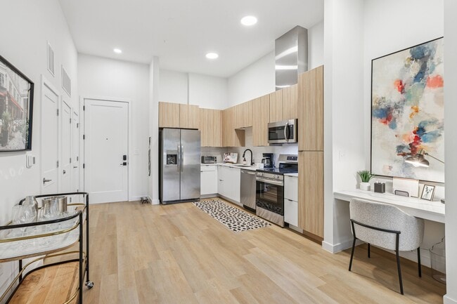 Building Photo - Wellory Living