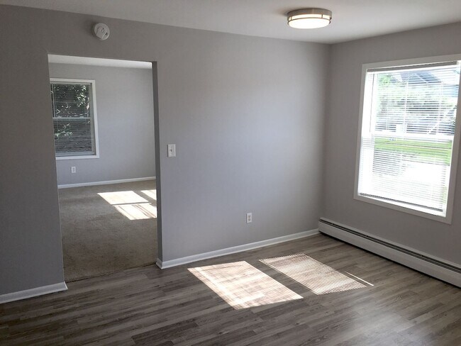 Foto del edificio - Amazing 2 Bed/1 Bath apartment in the hear...