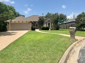 Building Photo - 1306 Meadow Cove