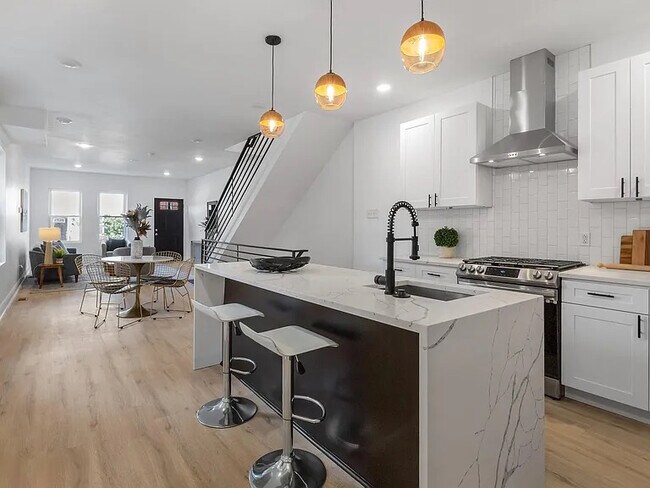 Foto del edificio - 2926 W Thompson St