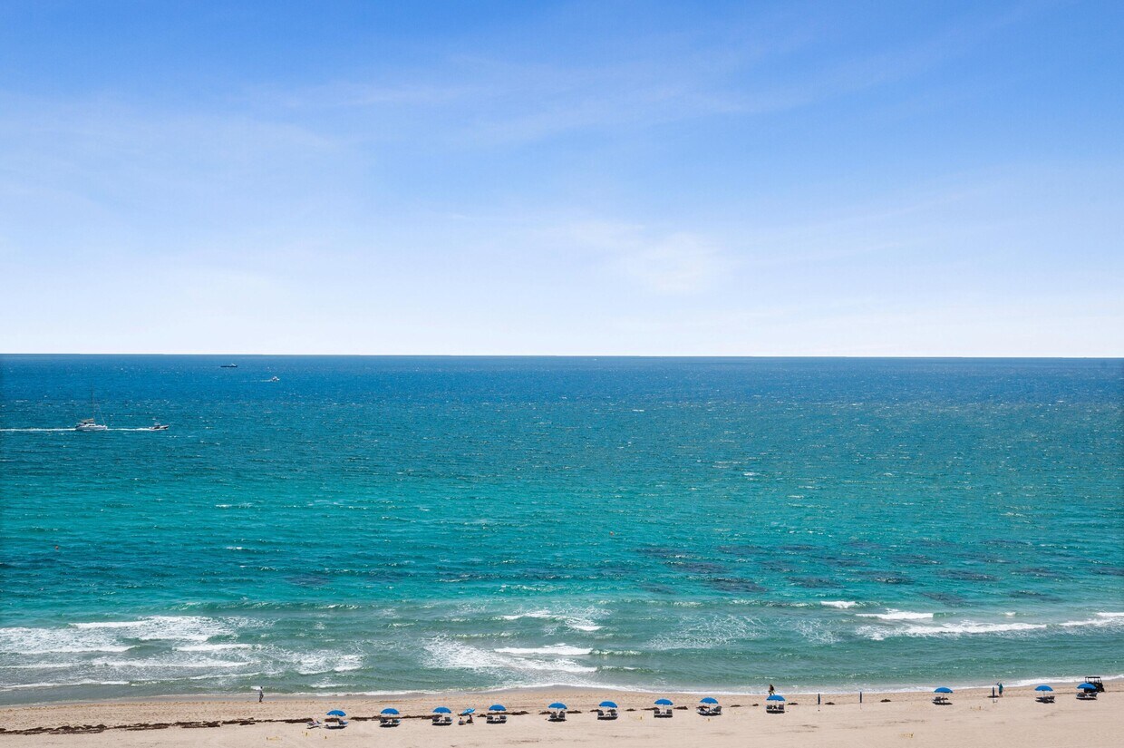 Foto principal - 3000 N Ocean Dr