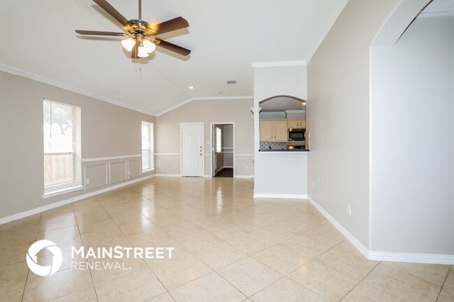 Foto del edificio - 16811 Creek Trail