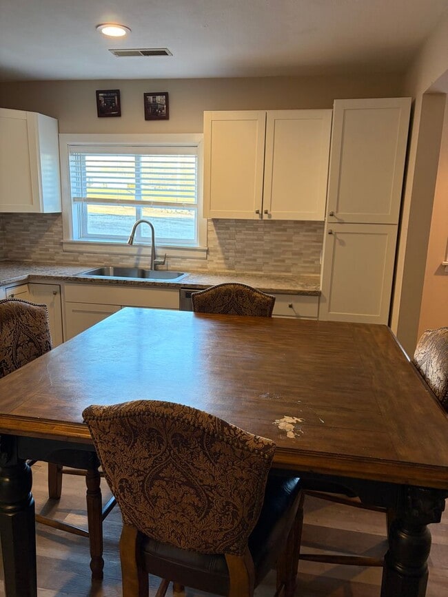 Building Photo - Premier RE Holdings of Monticello