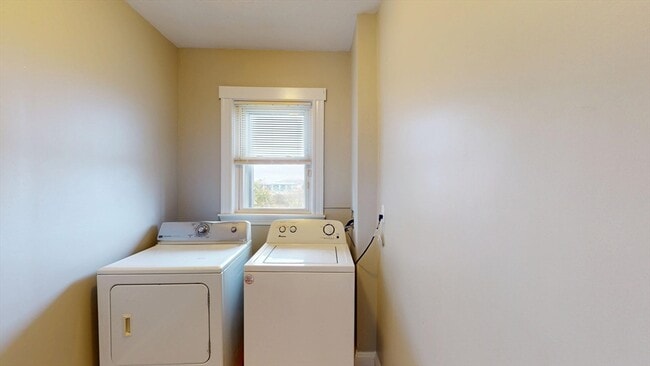 Foto del edificio - 1 Orient Ave