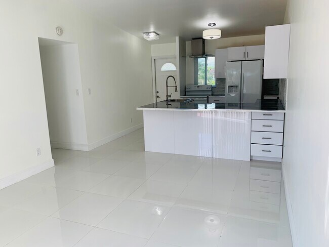 Foto del edificio - 20845 Grouper Dr