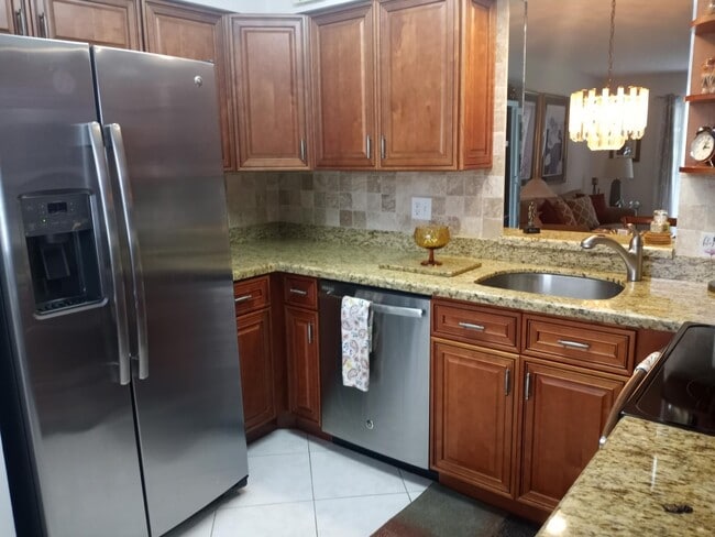 Foto del edificio - 7286 Huntington Ln
