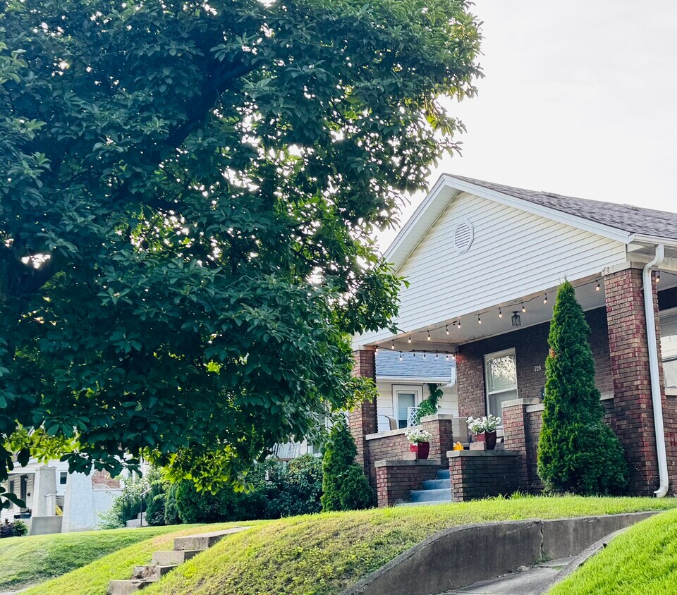 Foto principal - 729 W Vine St
