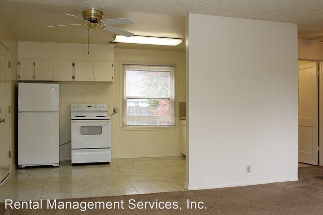 Foto del edificio - 2 br, 1 bath House - 9106 SE Hawthorne