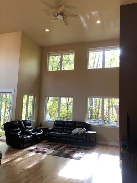 Building Photo - Bogus Basin Rental ~ Can be HOME today ~!