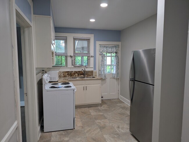 Foto del edificio - 2732 Blossom St