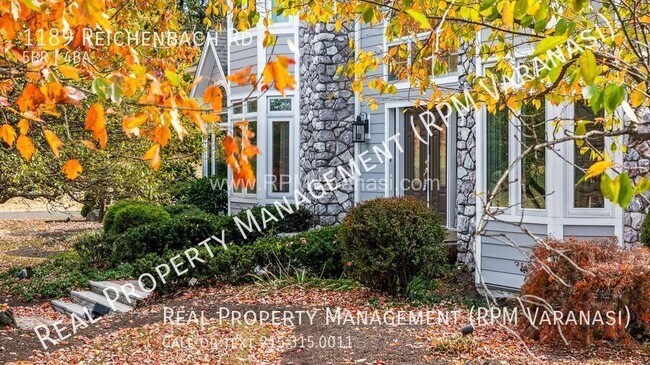 Building Photo - Exquisite 5-Bedroom Luxury Estate on 2+ Ac...