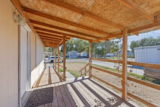 Foto del edificio - Large manufactured home