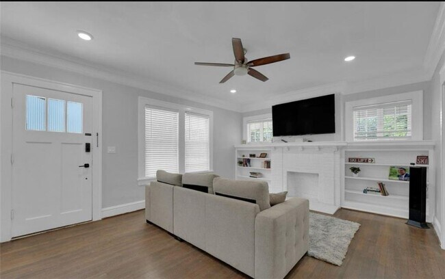 Foto del edificio - 1667 Sylvan Rd SW