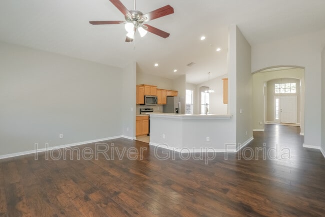 Building Photo - 8634 Sandy Plains Dr
