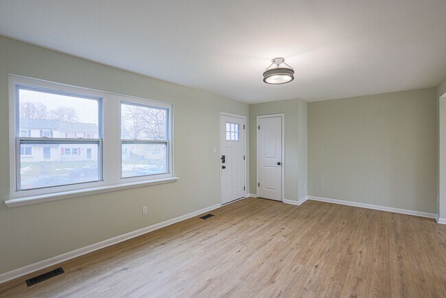 Foto del edificio - 758 Custis St