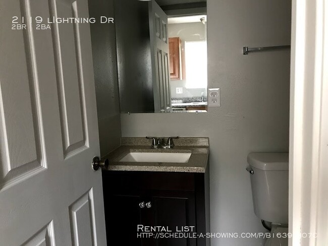 Building Photo - 2119 Lightning Dr