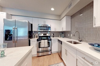 Interior Photo - Solero at Plantation