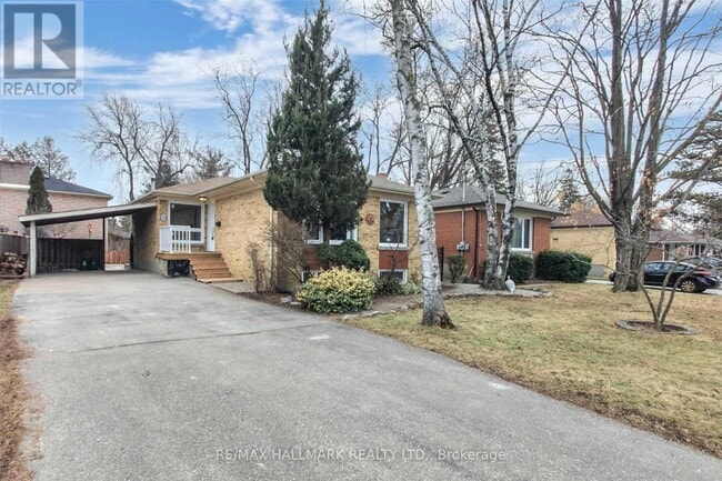 Photo du bâtiment - 214 Altamira Rd