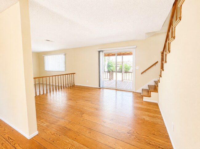 Building Photo - 137 Washington Dr