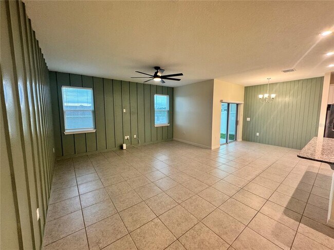 Building Photo - 34100 Chipping Sparrow Dr
