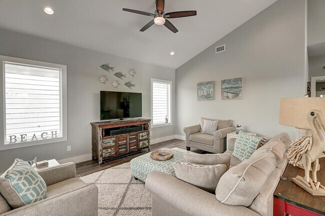 Foto del edificio - 409 Paradise Pointe Dr