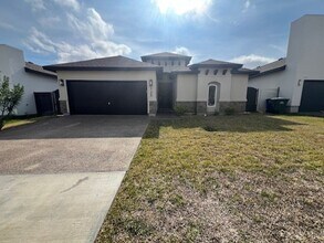 Building Photo - 725 Cavatina Dr