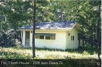 Building Photo - 2128 Jean Deer Dr