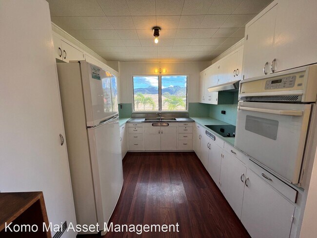 Building Photo - 4 br, 2.5 bath House - 3739 Crater Road