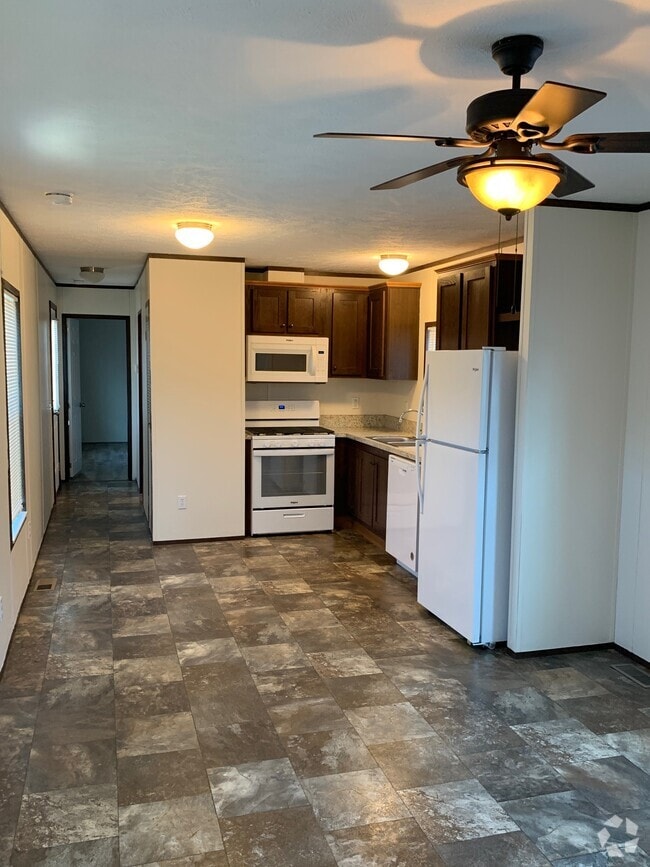 White Swan Community Apartments for Rent West Deptford, NJ 1