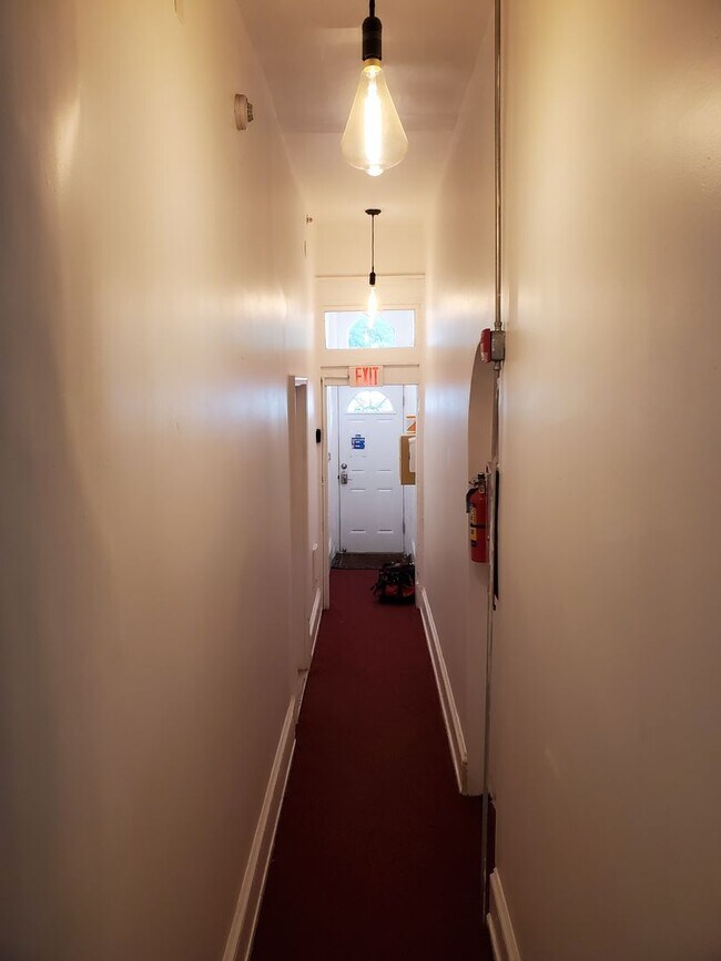 Foto del edificio - 1326 N 7th St