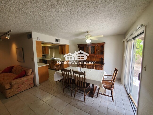 Building Photo - 5136 E Tierra Buena Ln