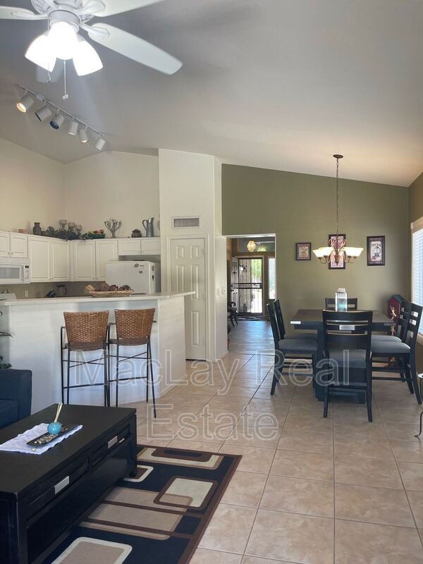 Foto del edificio - 3641 S Hawthorn Dr