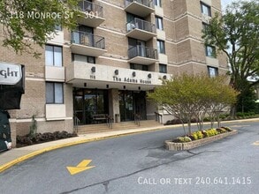 Building Photo - 118 Monroe St