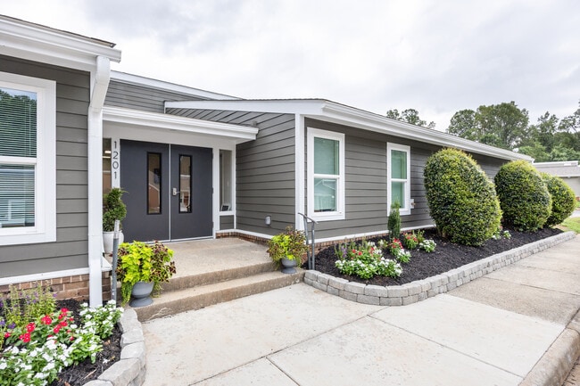 Clubhouse - Wesley Apartments - Senior Living Community Clubhouse - Wesley Apartments - Senior Living Community