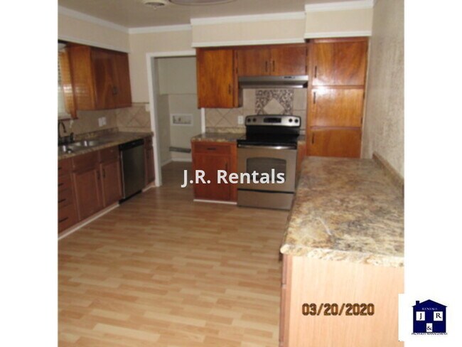 Building Photo - 706 S 13th St, Copperas Cove, TX 76522