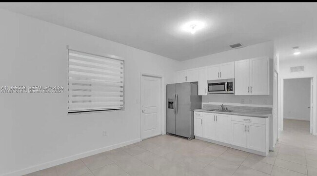 Foto del edificio - 11909 SW 244th St