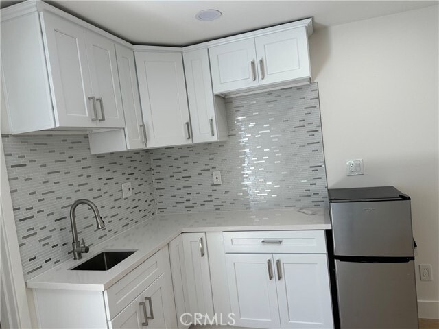 Building Photo - 15 Foxglove Way