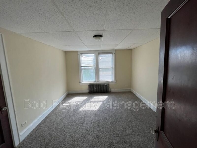 Foto del edificio - 502 Mount Laurel Rd