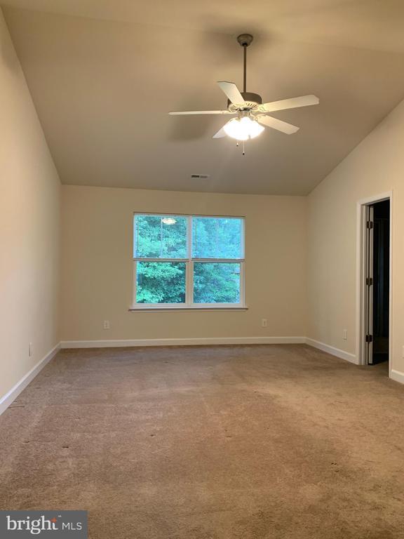Foto del edificio - 6906 Lunette Ln