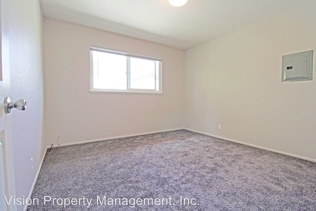 Building Photo - 2 br, 1 bath House - 3265 Georgia St.