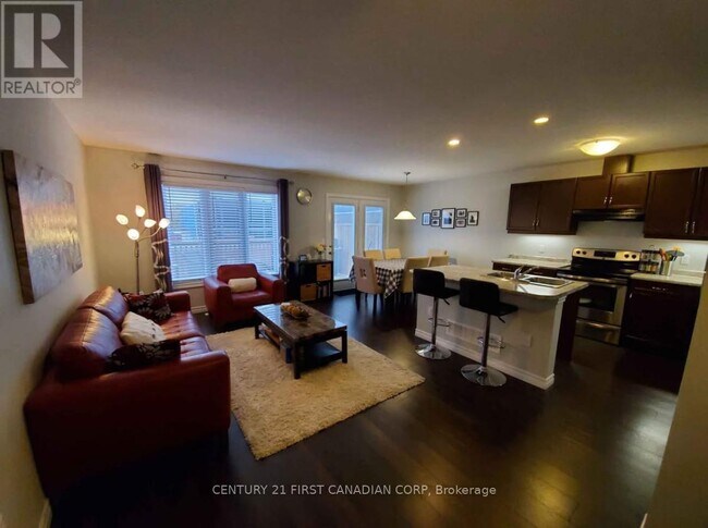 Building Photo - 3399 Castle Rock Pl