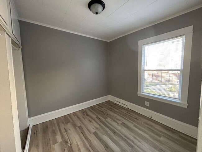 Foto del edificio - 2709 N Aldrich Ave