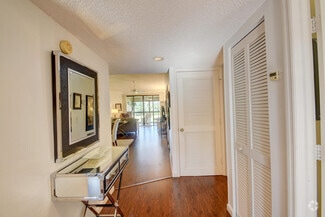 Building Photo - 7455 Glendevon Ln