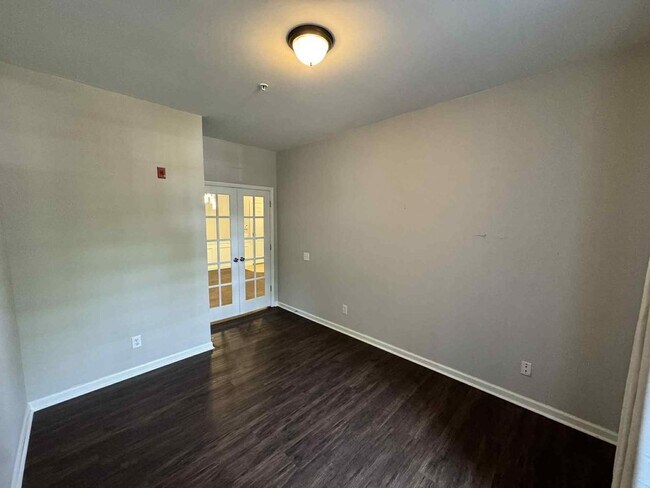 Building Photo - 14817 Santa Lucia Dr