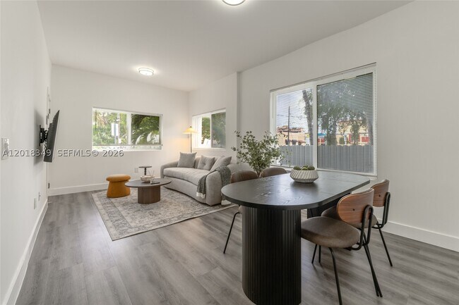 Foto del edificio - 44 NW 10th St