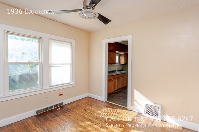 Foto del edificio - 1936 Barrows St