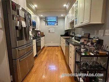 Foto del edificio - 12 Greenway Ct