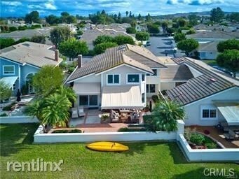 Building Photo - 70 Fairlake