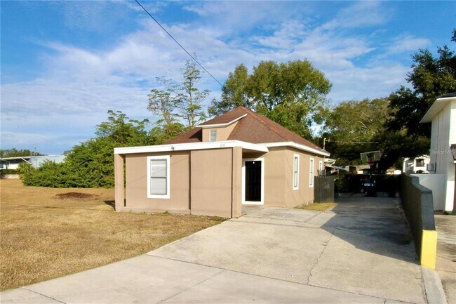 Foto del edificio - 610 Dundee Rd
