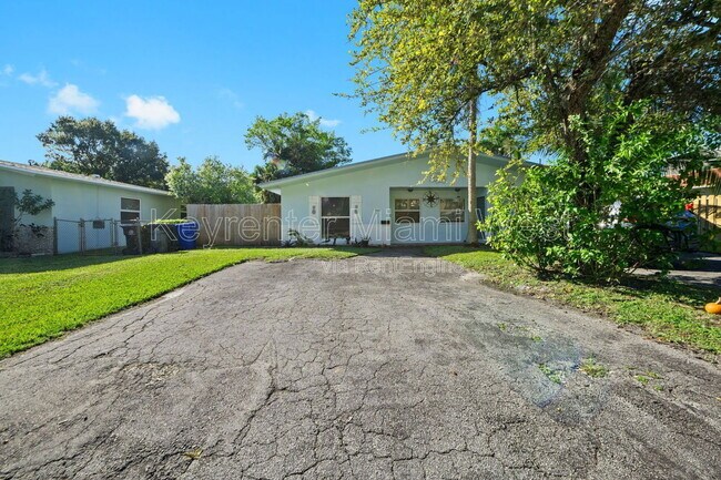 Photo - 826 SW 14th St House